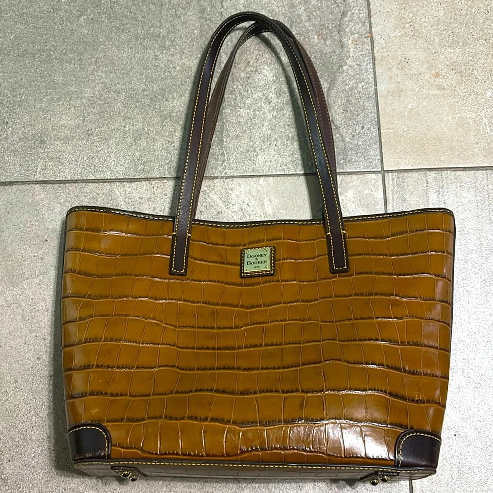 Dooney & Bourke Leather Tote Bag - Picture 1 of 15
